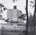 1968 Dreieich-Krankenhaus Ansicht von Osten.jpg
