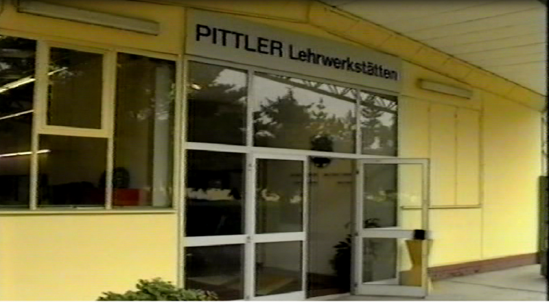 Datei:1986 Pittler Lehrwerkstätten GmbH.png