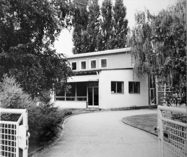 Datei:1958 Zimmerstraße Kita (8).jpg