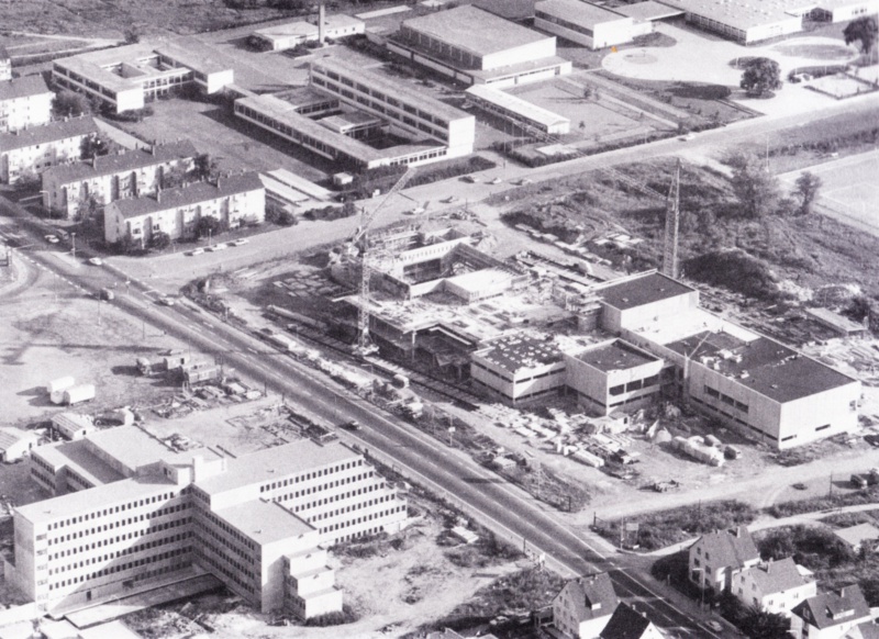 Datei:1974 Bau Stadthalle.jpg